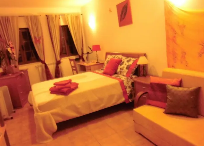 Casa Riqueta Silva * Bordeira (Bordeira)