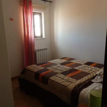 Casa Riqueta Silva * Bordeira (Bordeira)